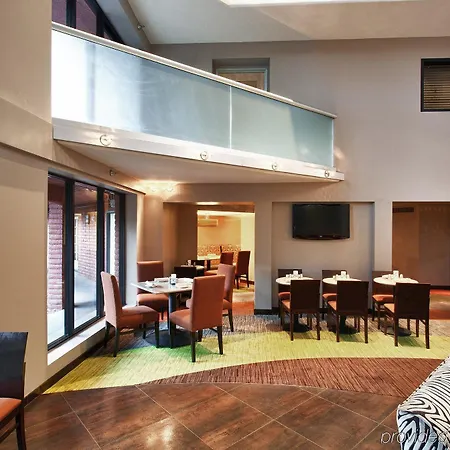 Holiday Inn And Suites Phoenix Airport North By Ihg 