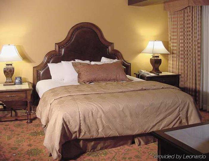 And Airport North By Ihg 3* Phoenix